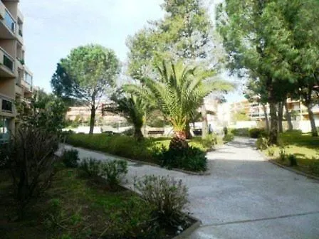 Bo040-268 2 Pieces 4 Couchages Les Mimosas Bormes-les-Mimosas
